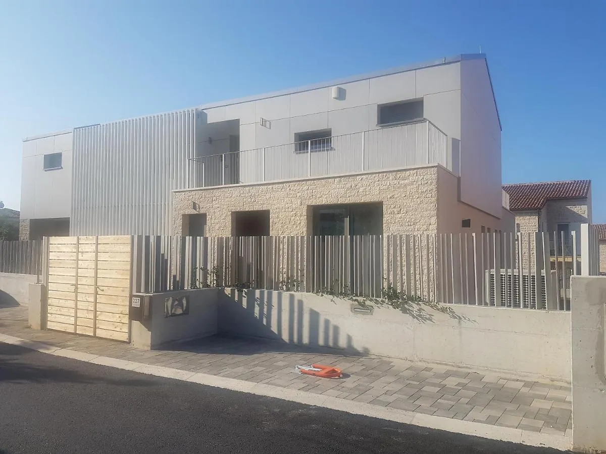 Apartments Jasmin Medulin 0*,